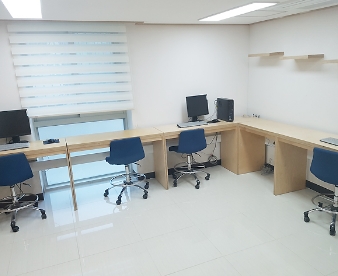 컴퓨터실 이미지