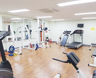 체력단련실 이미지